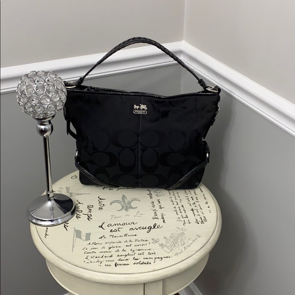 Coach Handbags - COACH shoulder bag